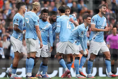 دقيقة بدقيقة.. مانشستر سيتي يواجه إيفرتون في الدوري 